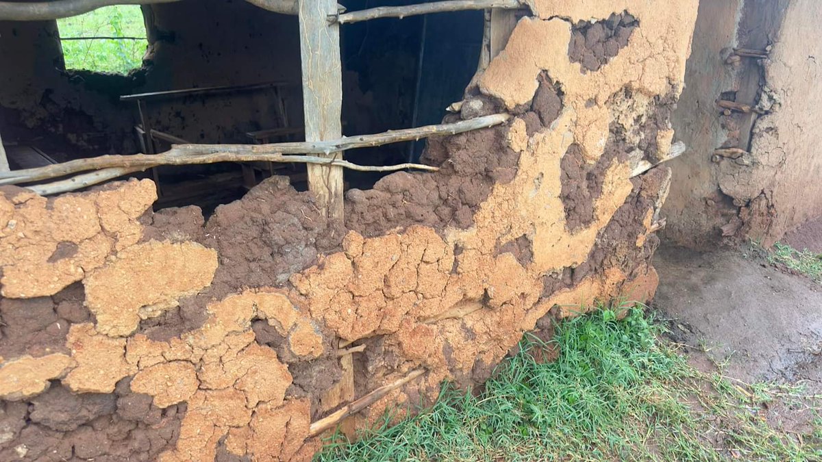 DanChepta's tweet photo. This is Nandi Rock Primary School, in Nandi County, Aldai Constituency.

Where did we, the Kalenjins, go wrong?

#FormIEBC https://t.co/mqRyZXJ81c
