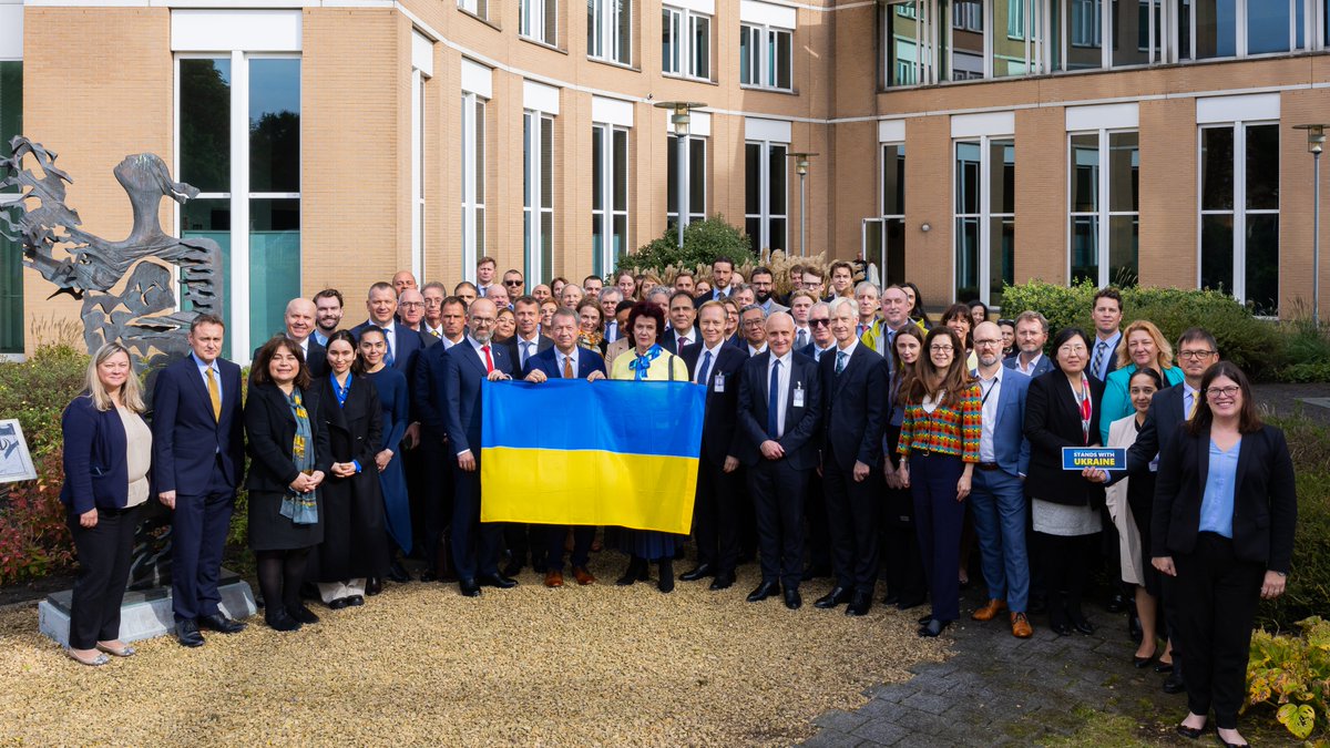 CanadaOPCW's tweet photo. Two and a half years since Russia launched its illegal invasion of Ukraine, #Canada continues to #StandWithUkraine at the @OPCW and beyond. Russia needs to get out of Ukraine now.

🇨🇦🤝🇺🇦

#EC107 @CanAmbNL @CanadaFP https://t.co/AkS8CPwRSU
