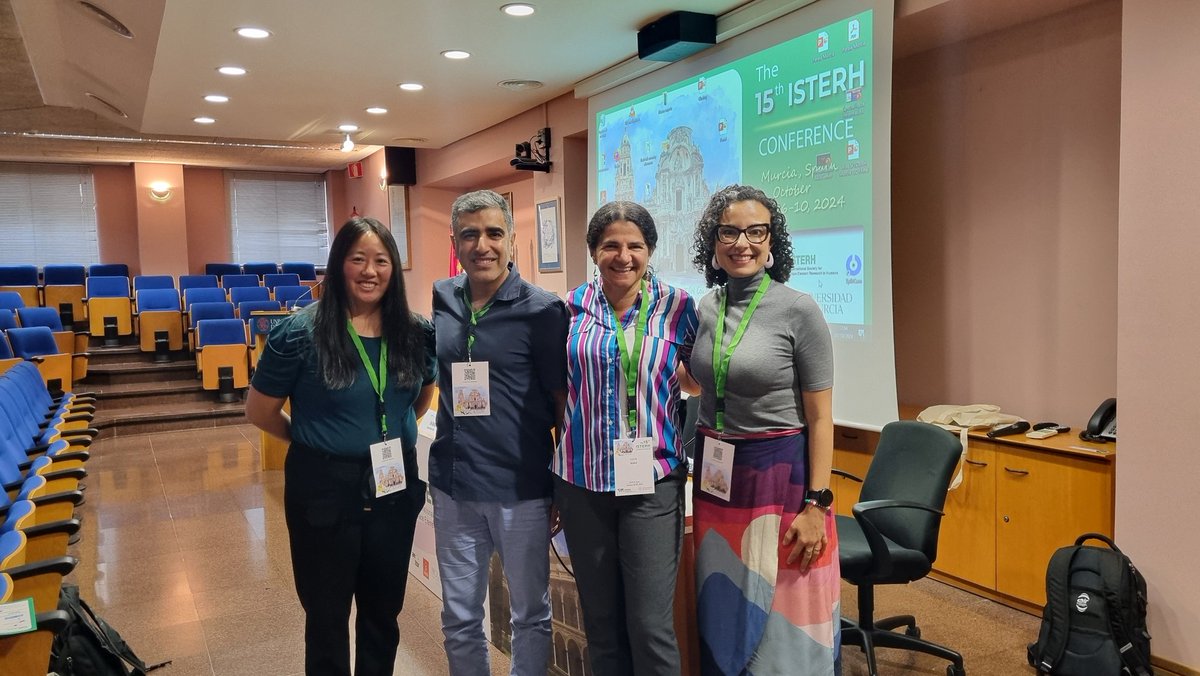 Dr Barbara R Cardoso (@baritacardoso) on Twitter photo In my happy place talking all things about #selenium and #ferroptosis with <a href="/LSealeLab/">Dr. Lucia Seale</a>, Brianna Shimada and Ahmed (representing <a href="/AngeliFriedmann/">José Pedro Friedmann Angeli</a>) on our Symposium at #ISTERH2024 in Murcia
<a href="/MonashNutrition/">Monash Nutrition</a> In my happy place talking all things about #selenium and #ferroptosis with <a href="/LSealeLab/">Dr. Lucia Seale</a>, Brianna Shimada and Ahmed (representing <a href="/AngeliFriedmann/">José Pedro Friedmann Angeli</a>) on our Symposium at #ISTERH2024 in Murcia
<a href="/MonashNutrition/">Monash Nutrition</a>