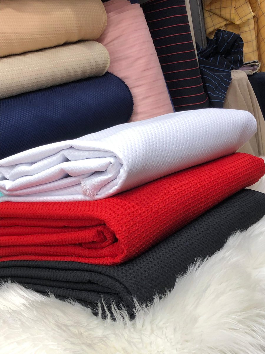 motunrayoayomi4's tweet photo. Timeless white & sleek black for every wardrobe.
Feeling bold?
Try red for a standout look! 🖤🤍❤️
Price: ₦18,000 for 4 yards.
DM to order!
Lagos vendor
Nationwide delivery
Please RT
#FabricEssentials #Motun_alaso” https://t.co/hw3FCyObTL