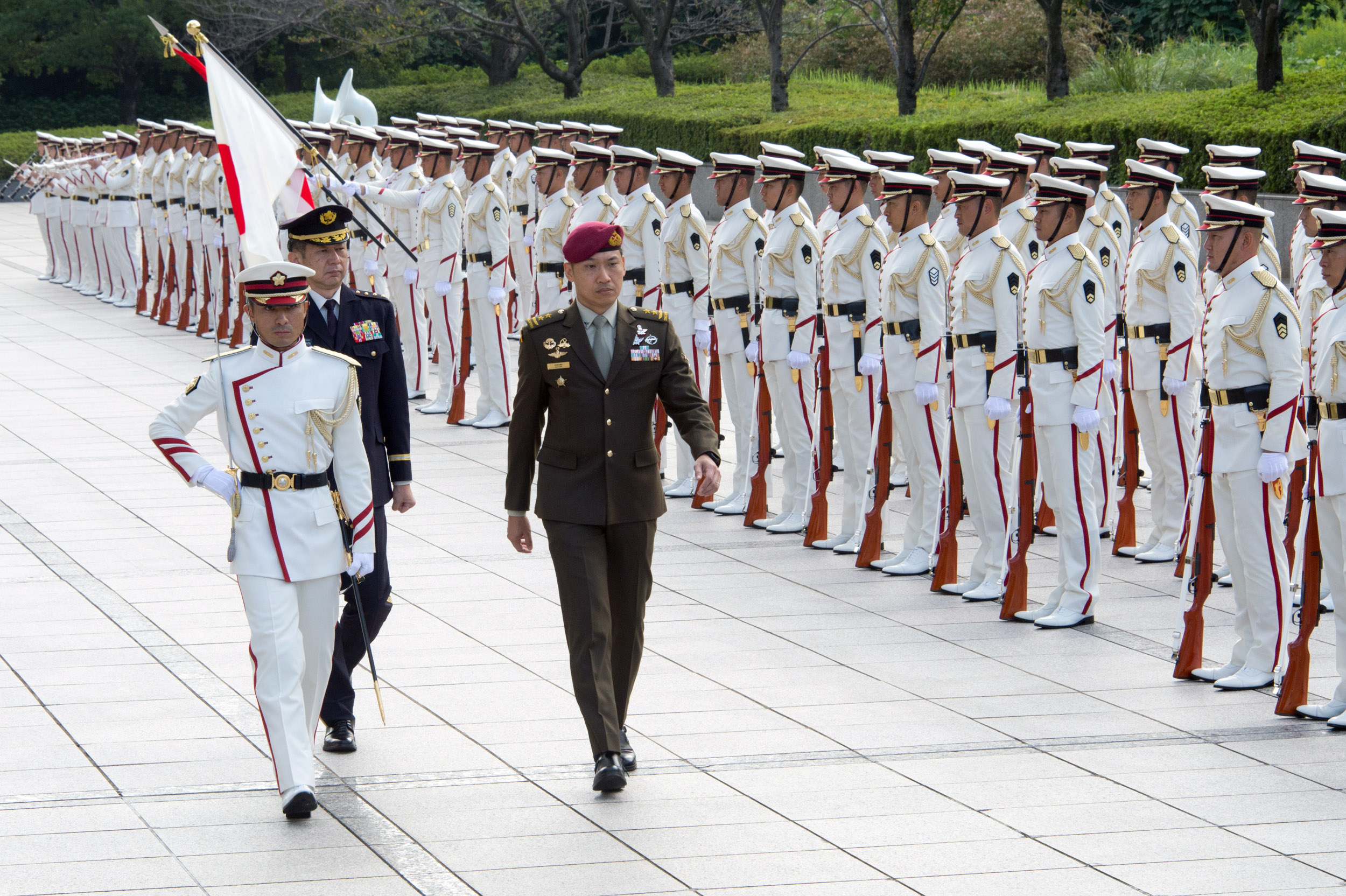 江寧部隊史　支那派遣軍特務教育隊（左はカバー） 防衛省 陸上自衛隊 on X: 