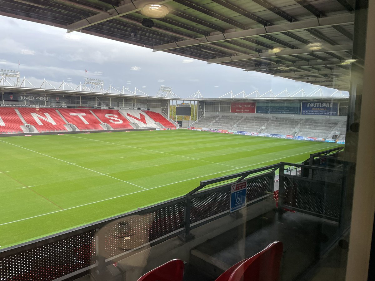 dannydonovan14's tweet image. At the @unitedutilities Developer Day 2024 showcasing the TwoH Pipelayer App and Tibiis Data Logger #twoh #pipelayer #tibiis #unitedutilies #developerday2024