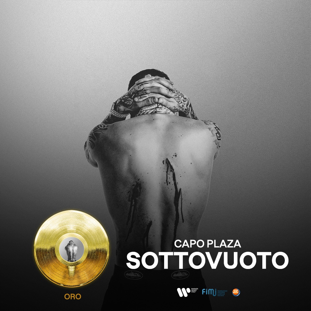 It’s #FimiAwards Time⚡

"Sottovuoto" di Capo Plaza ottiene il  DISCO D'ORO📀

<a href="/FIMI_IT/">FIMI</a>👏🏼