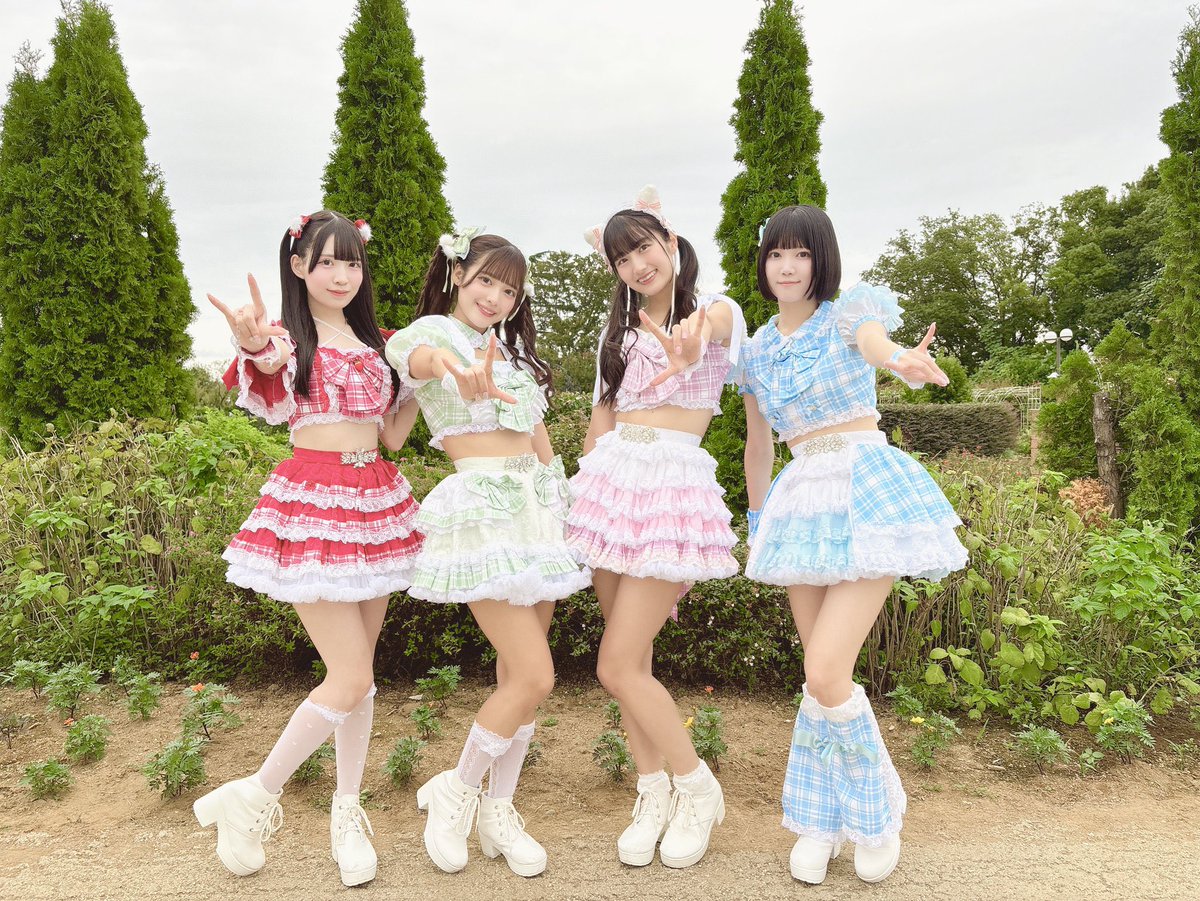 🌟お知らせ🌟

＼ 🎧サブスク配信決定🎧 ／

①天上天下ラブソング
②トキメキ創世記
③ラブ♡ストラテジー
④束縛ribbon
⑤ジェットコースター☆ロマンス
⑥オレンジ

お待たせしました‼️
各音楽配信ストアにて、全6曲入りの1stＥＰをリリースいたします🥳