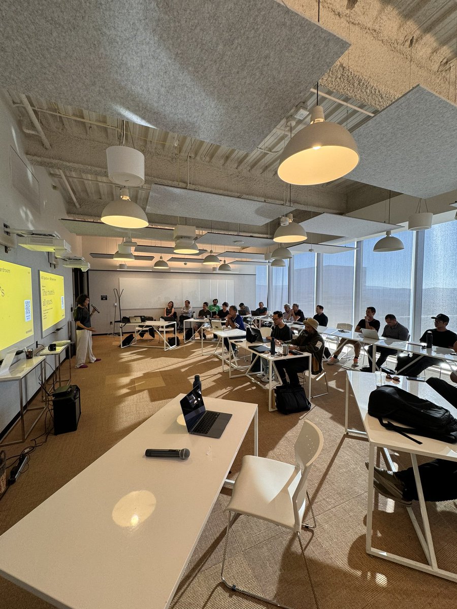 UscBruin's tweet photo. Sometimes all we need is a little #startup #community and #encouragement
Shout out @mikehsieh @BelindaTanMD for sharing #peoplescience @gumshoeventures
Thank you @wilsonsonsini @FidelityPrivate @xross_world @BankofAmerica @serviceMob_Inc @orderguruapp @admisio_ai #exithours https://t.co/bShy3WsDpf