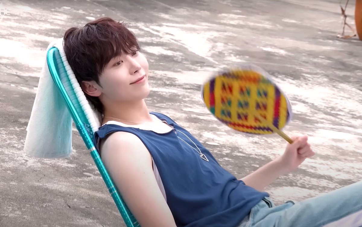 uribooslatte's tweet photo. BOO SEUNGKWAN THIS IS INSANE WHAT. NEW SARMS (SEUNGKWAN ARMS) ALERT!! https://t.co/WBcxTmHsoJ