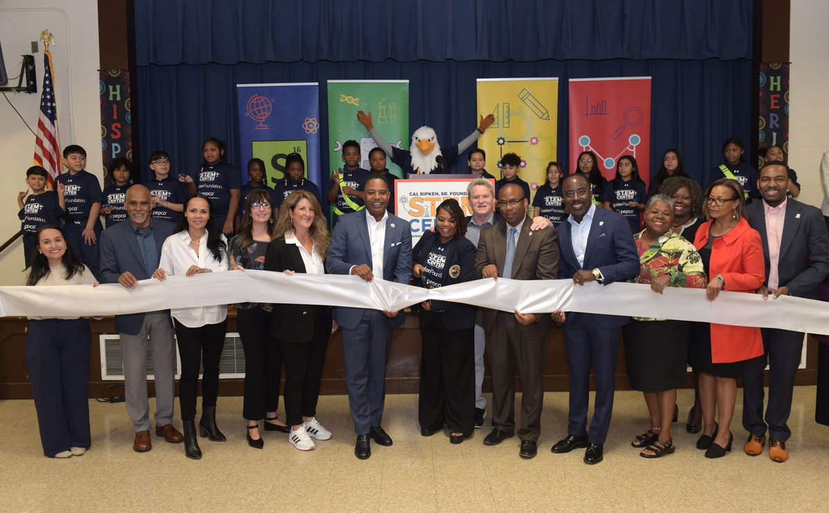 CalRipkenSrFdn's tweet photo. Yesterday, we opened a STEM Center at Tayac Elementary School! Thank you to the Exelon Foundation for your continued support of our #STEMCenters. Together over the next three years we will install 81 STEM Centers and impact over 30,000 students across DE, IL, MD, NJ, PA, and D.C. https://t.co/uCjERxIEYF
