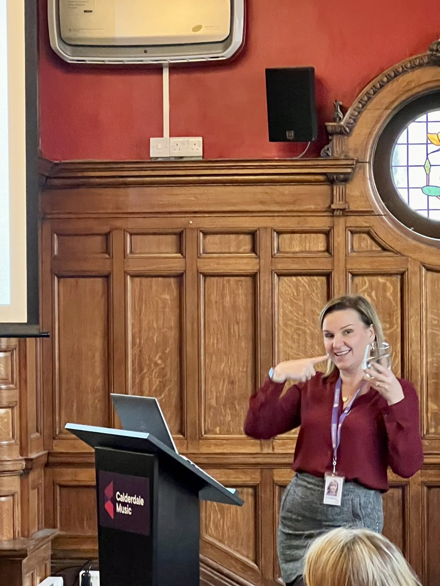 Elizabeth Stafford (@drlizstafford) on Twitter photo Marie being fabulous as always at #CMCNorth talking about Depth, Breadth and Differentiation. 💅🏻<a href="/MarieB_Music/">Marie Francis</a> Marie being fabulous as always at #CMCNorth talking about Depth, Breadth and Differentiation. 💅🏻<a href="/MarieB_Music/">Marie Francis</a>