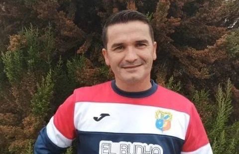 ⚽️ Saludamos a Tillo Lasso, entrenador del <a href="/PlayasSotavento/">U.D. Playas de Sotavento</a>, en #ElDeportivo de <a href="/laradiocanaria/">La Radio Canaria</a> 

🗣️ “El partido de esta tarde en #CopadelRey es una oportunidad histórica”

📡 rtvc.es/la-radio-canar…