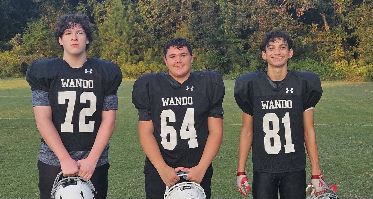 Here are your Players of the Week from our games against Goose Creek sponsored by @virginialandonandco 

Varsity
Defense- Mathew Payes
Offense- Harris Stone
Special Teams- Ben Eikenberry
Scout O- Zakye Coakley
Scout D- Alex Frye

#CHOP #WarriorMentality #WeAreWANDO
