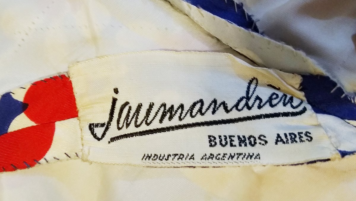 Apoyo al Museo del Traje tweet media