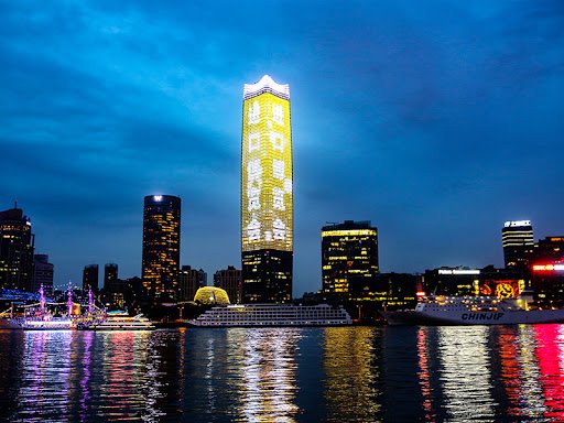 IKN calon mangkrak?!
Hrsnya tanya sinarmas dong.
Mereka aja bs bangun tower gede di kota shanghai.
Investor asing brp banyak yg masuk? Kalau ekonomi "stag", 
Investor lokal, juga mikir kalau mau jor2an. Tinggal beberapa tahun, ambisi pribadi mau buat ibu kota baru padahal gk ada