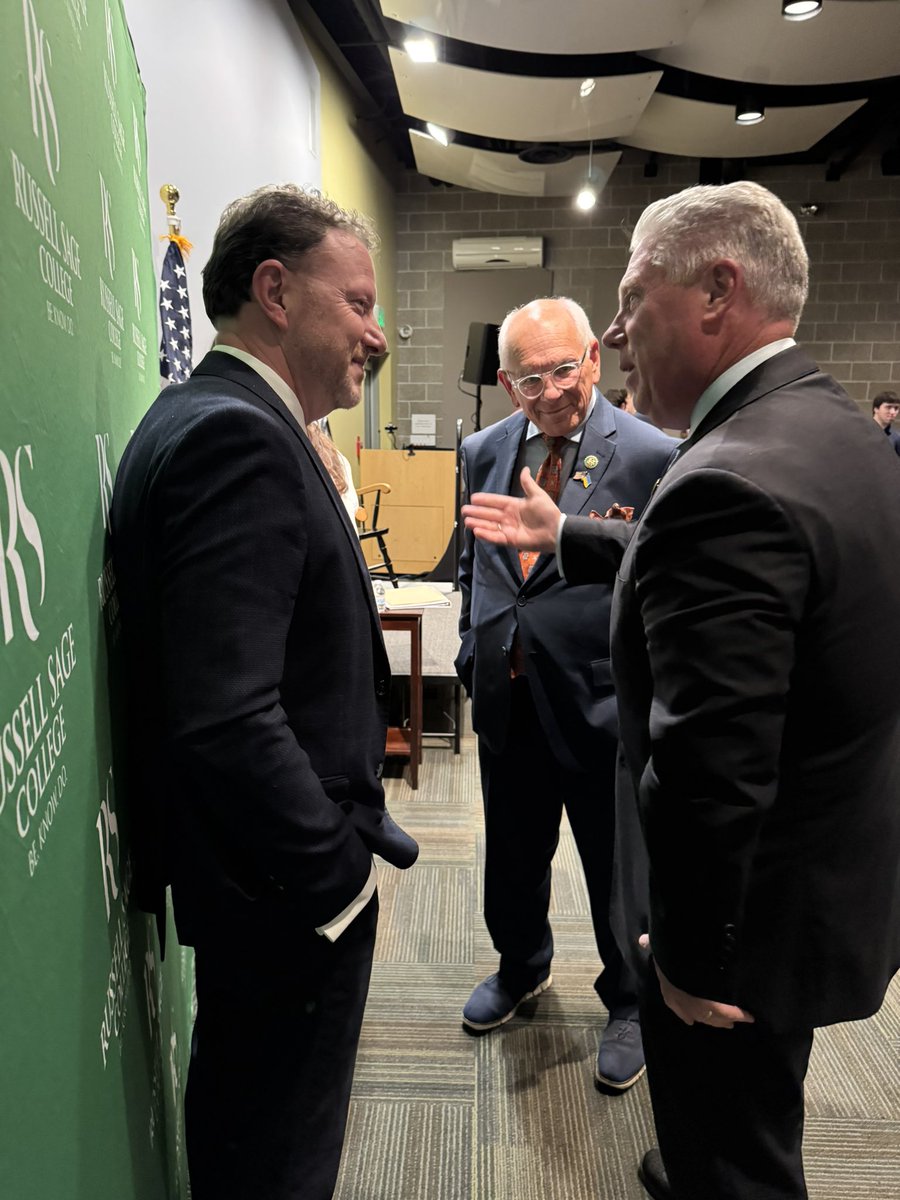 RepPaulTonko's tweet photo. As a member of Congress, one of my goals is to preserve the American dream, which has been realized by so many through higher education. That’s why I’m working every day in Washington to take meaningful steps to make college and higher education more affordable for all Americans. https://t.co/ZkWqyf6EZC