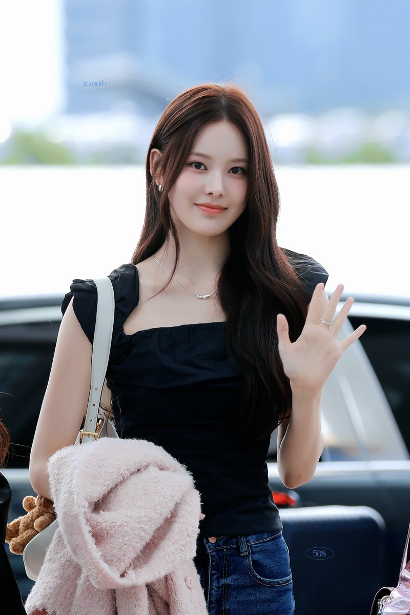 oath_jm's tweet image. 240925 #방지민 #JEEMIN #이즈나 #izna