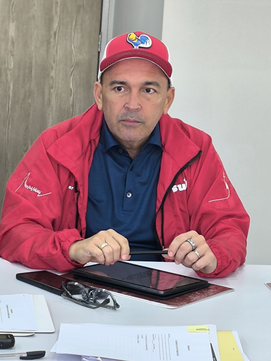 #FelizMiércoles || Desde temprano en reunión de trabajo con la Junta Administradora del Instituto de Previsión Social de la Parlamentaria y el Parlamentario en el estudio, revisión y atención de casos de nuestros diputados y diputadas, tanto activo como jubilado.