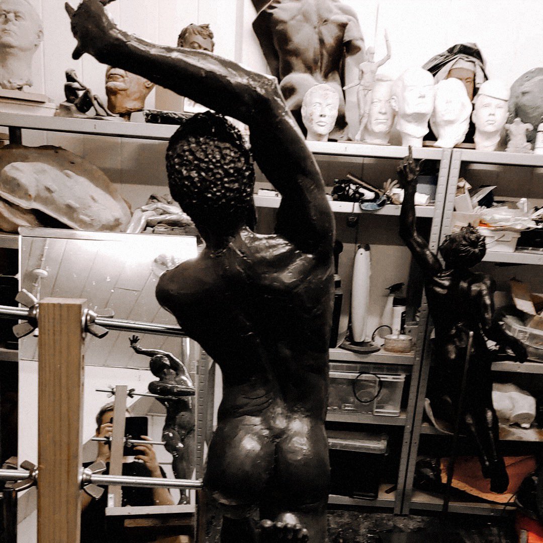 ᅠ

ᅠ

⠀⠀@𝐜𝐚𝐬𝐟𝐬𝐭𝐮𝐝𝐢𝐨𝐬
⠀⠀⚲ ɢʀᴇᴇɴʜɪʟʟs ᴡᴇsᴛ

⠀⠀What has kept me  busy these
⠀⠀past few months : a new piece
⠀⠀and a slew of commissions for
⠀⠀my existing sculptures. 

⠀⠀Life’s good. :)  
⠀
ᅠ

ᅠ