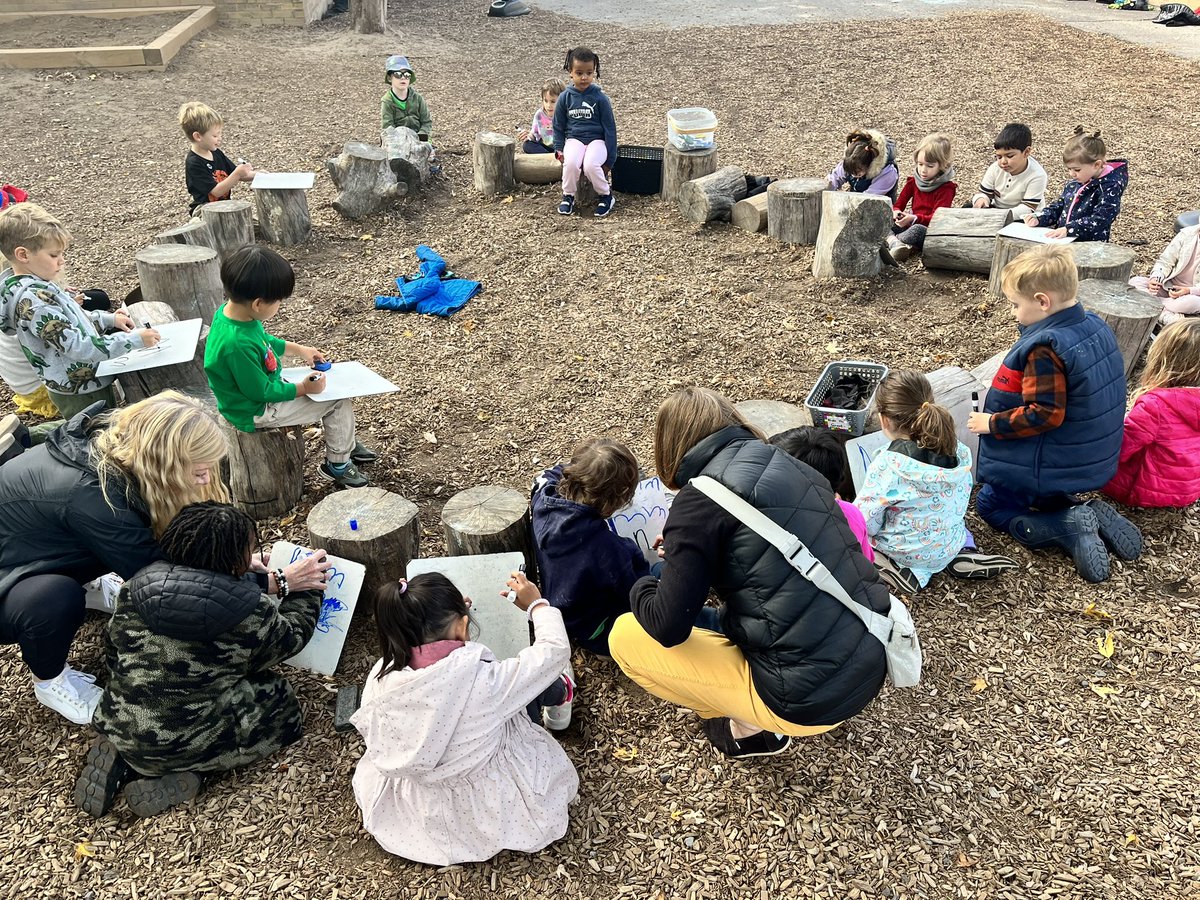 Winston Churchill PS (@winstonpsldsb) on Twitter photo Fort Henry runners are off & kinders are busy with literacy skills! It’s going to be a great day! <a href="/LimestoneDSB/">Limestone District School Board</a> #WeAreWinston Fort Henry runners are off & kinders are busy with literacy skills! It’s going to be a great day! <a href="/LimestoneDSB/">Limestone District School Board</a> #WeAreWinston