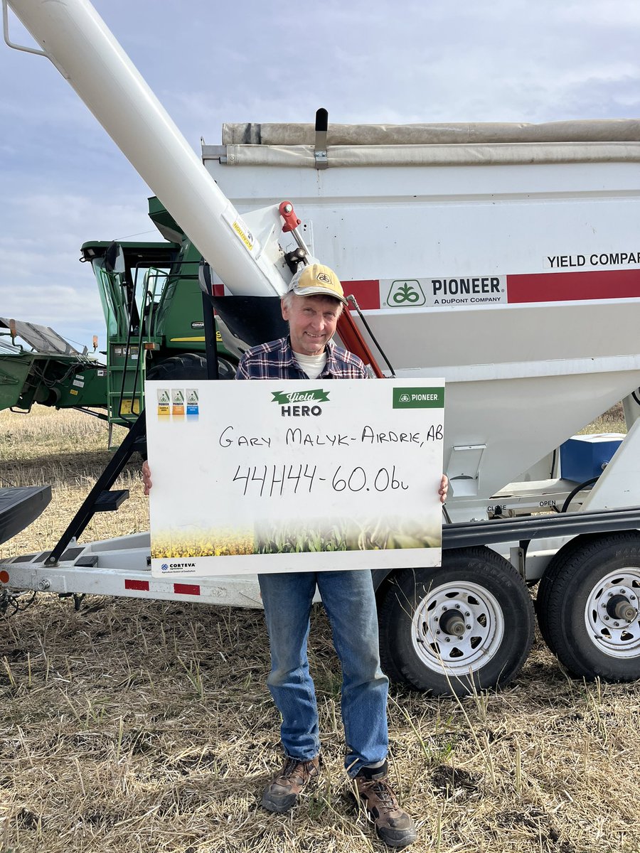Alex Shuttleworth, CCA (@crocus_ag) on Twitter photo Early maturing hybrids do it again this year for another #YieldHero24 #YHContest entry 🥳 <a href="/PioneerSeedsCA/">Pioneer Seeds Canada</a> Early maturing hybrids do it again this year for another #YieldHero24 #YHContest entry 🥳 <a href="/PioneerSeedsCA/">Pioneer Seeds Canada</a>