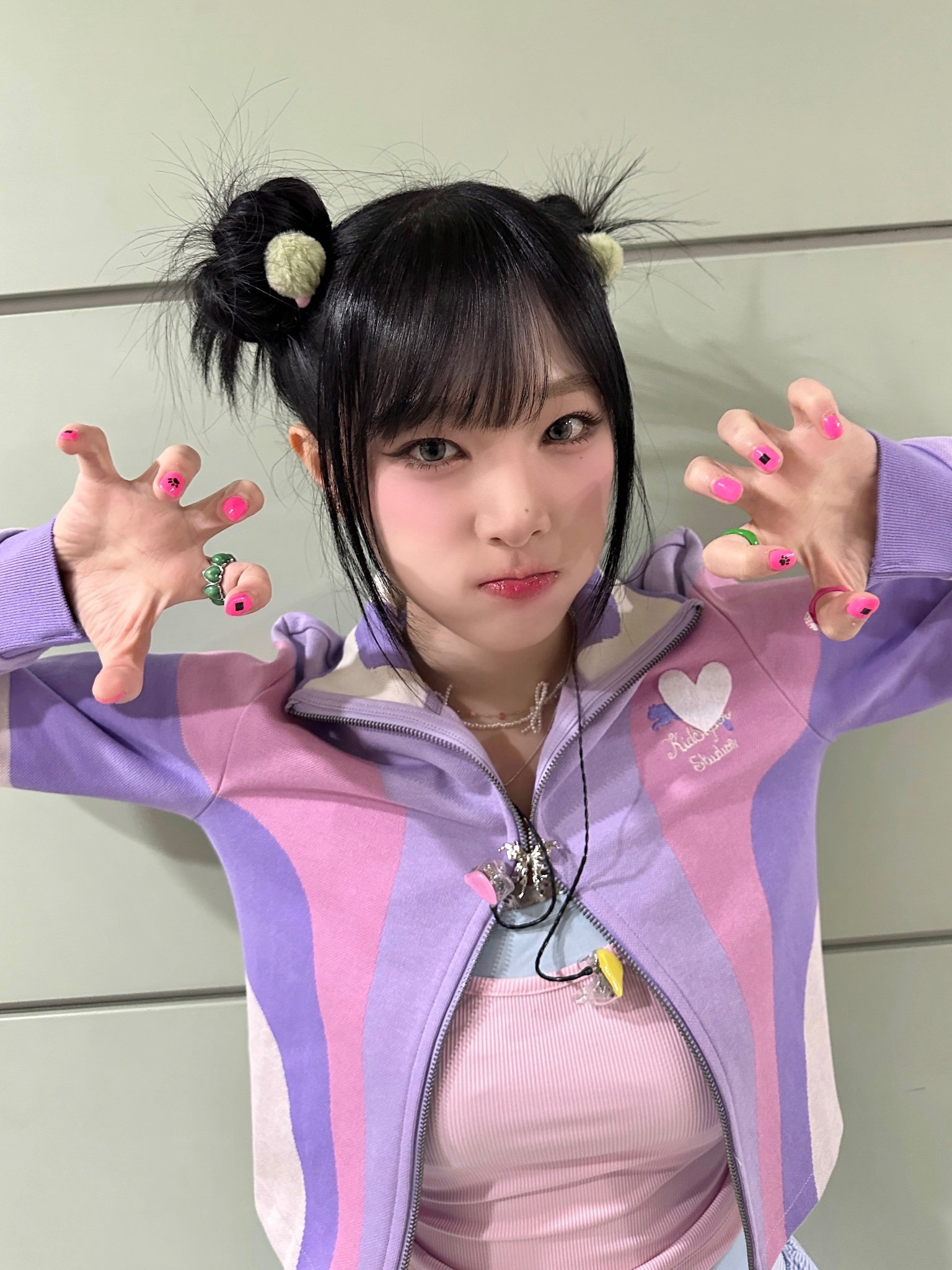 GZc9JWdaQAAYiX_?format=jpg&name=large