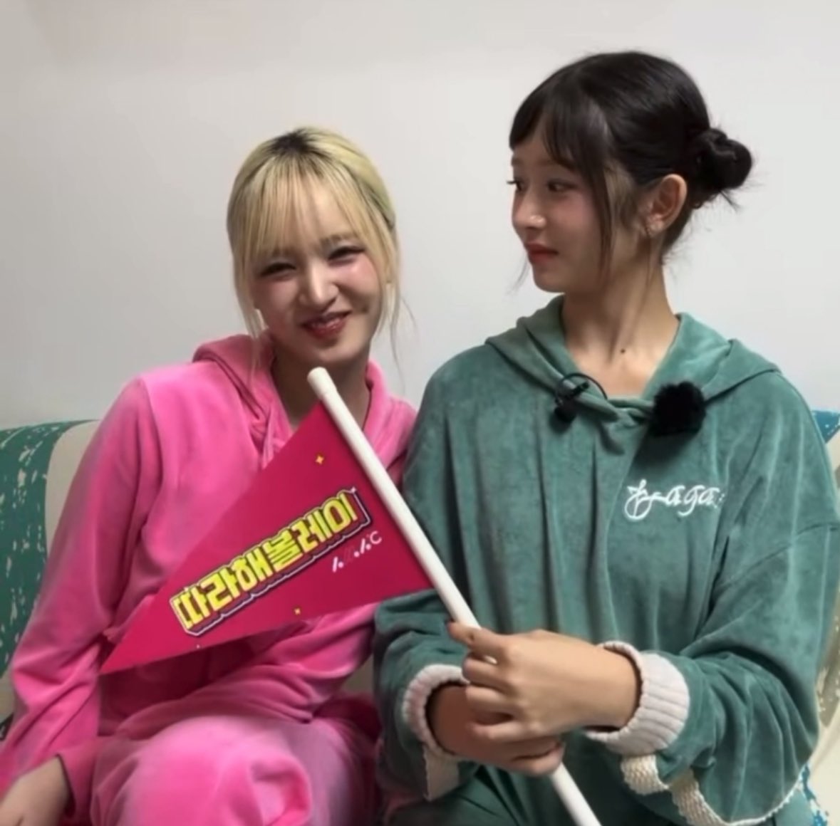 okuretekita_ive's tweet photo. リズちゃんホゲータ顔めっちゃしてきてしんどいw https://t.co/yUlhv9sfWH