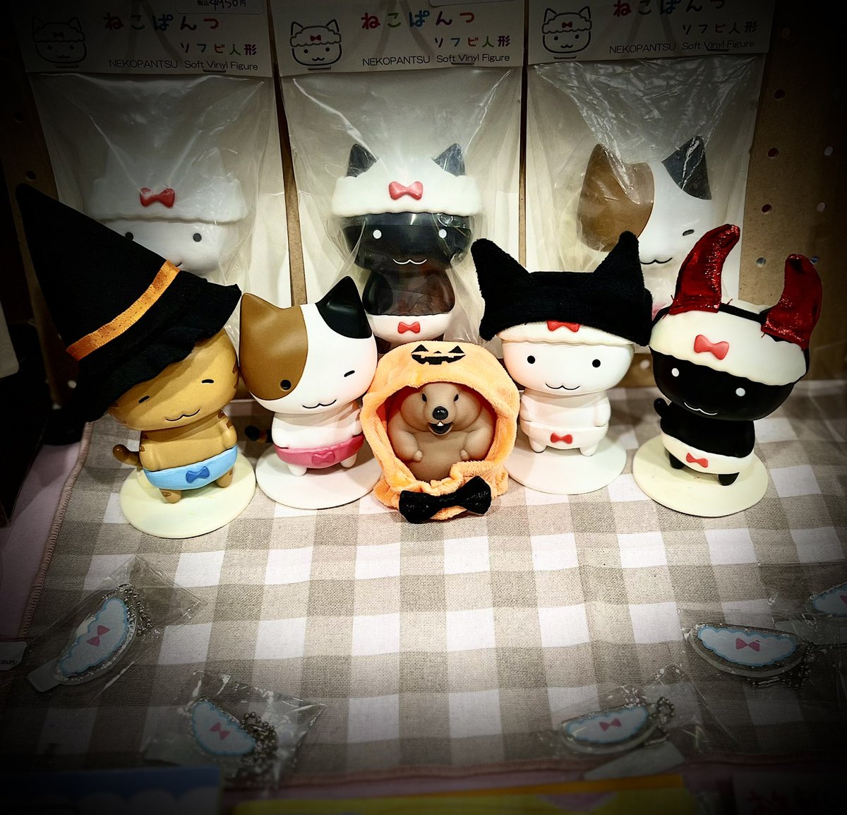 ハロウィンパッチンピン☆たてねこ 🐱ねこぱんつ🩲 11/15,16デザフェスF-56,57,58 on X