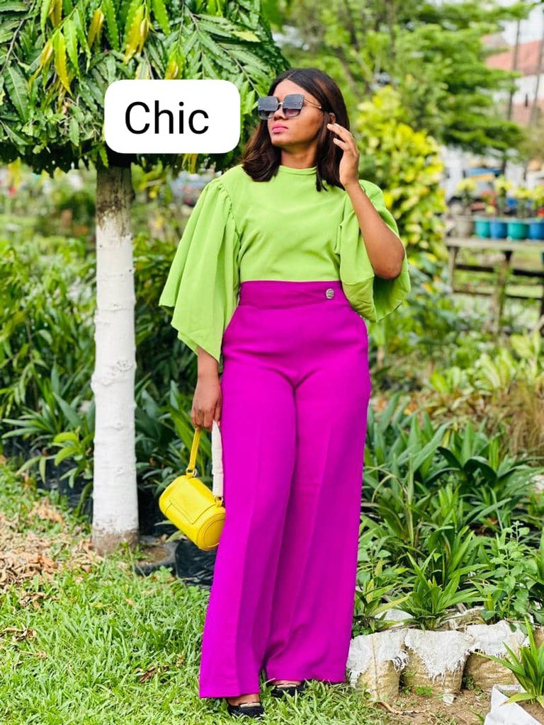 DIAMONDSLook2's tweet image. Vous devez aller à un Rdv d’affaire, faites le choix mes Dames. 1 ou 2?
1: 25000Fcfa
2: 17000Fcfa