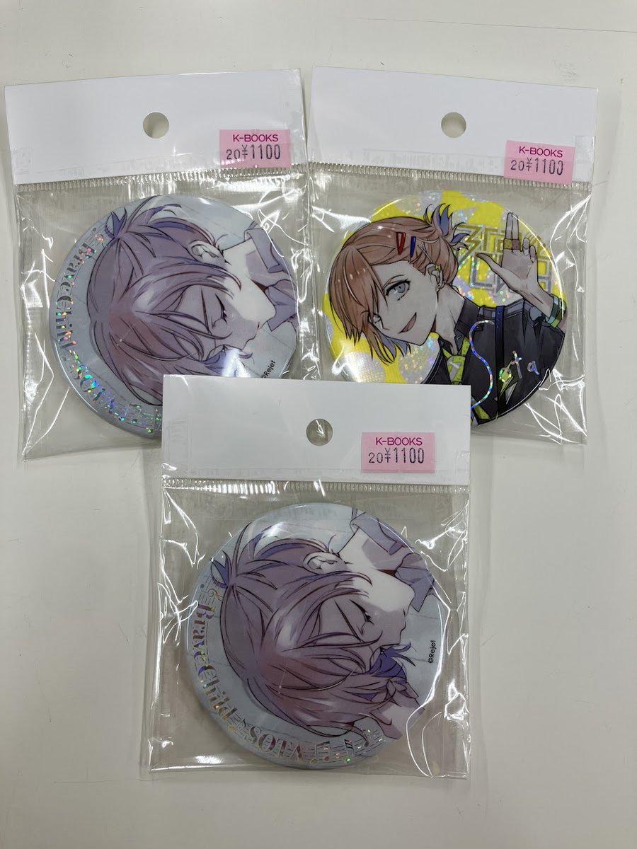 入荷情報】 「ディアヴォーカリスト」カードや缶バッジが入荷