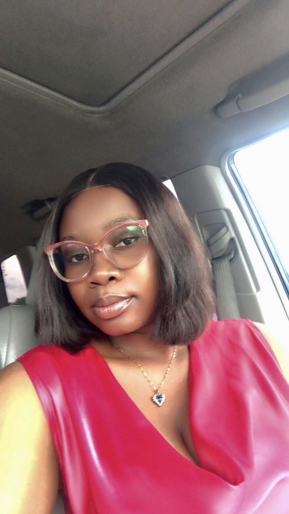 Anna__Peterz's tweet image. Media Update 🤓
Frame 1 &amp;amp; 3 ✂️👗🧵 I sew beautiful outfits 😊
#Bespoketailor #PH