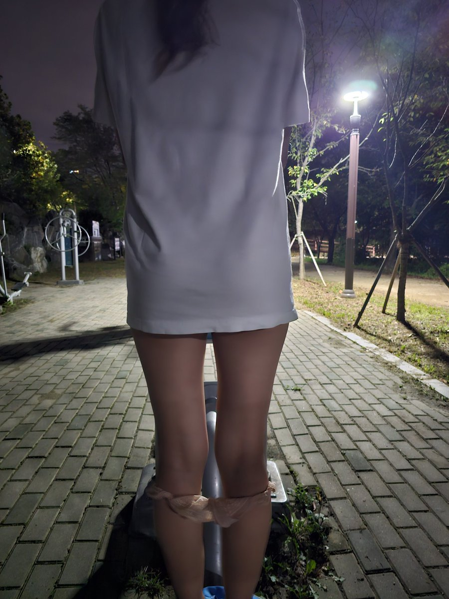 너무 적나라한 것도 좋지만 가끔은 상상력이 필요한 것도 좋지~**

#리트윗금지
#부커만남 #레즈플 #스와핑 #야노