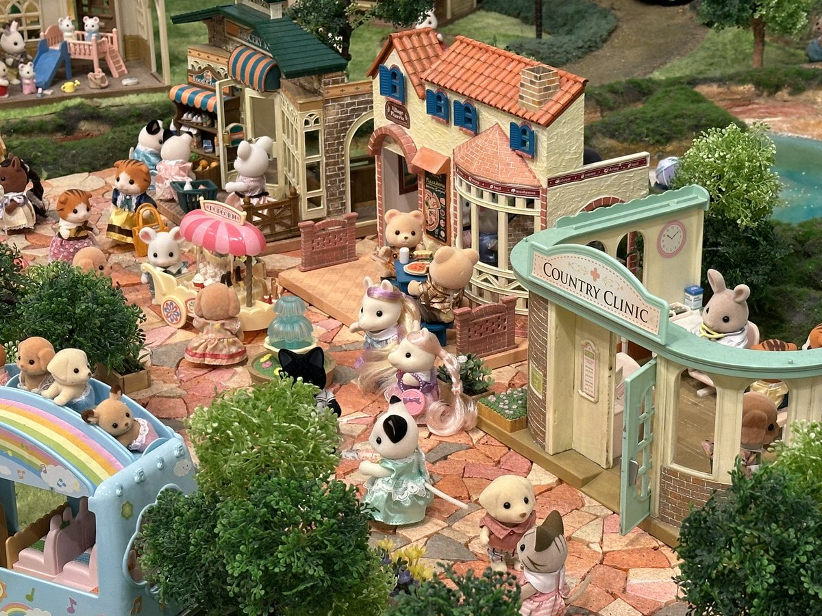 ジオラマが最高だった🥰

忙しくてシル活停滞気味だけど、時間できたらうちにもこんな街を作りたい🥹💕