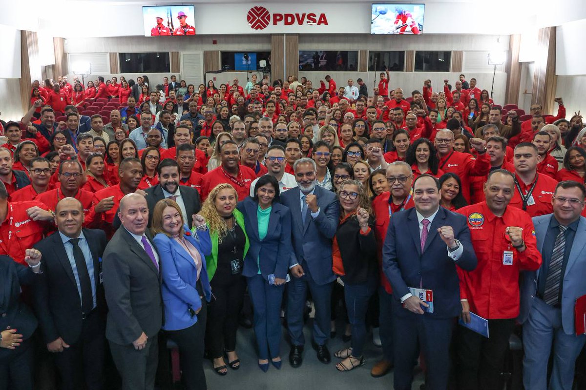 EmbaVEespana's tweet image. Vicepresidenta Delcy Rodríguez @delcyrodriguezv: Venezuela reitera su disposición de fortalecer la unión de países productores de petróleo @OPECSecretariat @PDVSA @VNVenezuelanews  venezuela-news.com/delcy-rodrigue…