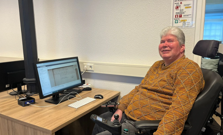 RATilburg's tweet photo. Onze vrijwilliger Frank is vorige week voor Toegankelijk Tilburg geïnterviewd over zijn werk(plek) bij het archief. Benieuwd naar het artikel? Het is hier te lezen: https://t.co/2Ut0vGeLRy https://t.co/Wq60pPo7CQ