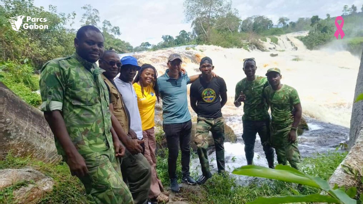 Parcs_Gabon's tweet photo. Visite du #ParcNationaldelIvindo, site classé au #PatrimoineMondial de l'@UNESCO par le Représentant Résident Adjoint par intérim du #PNUDGabon, Luc GNONLONFOUN. Accueilli par le Conservateur Hermann W. MAGANGA BANDJOUTS. 
#Ivindo #PNIvindo #Conservation #Biodiversité #ANPN https://t.co/aa4pMs3usM