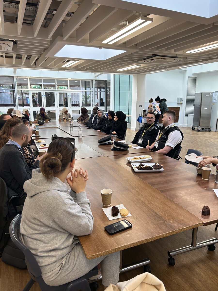 KSA_allthrough's tweet photo. A brilliant turnout at our Parent Coffee Morning today. The MET Police spoke to our parents about keeping our community safe #workingtogether https://t.co/SJBkd2v2I0