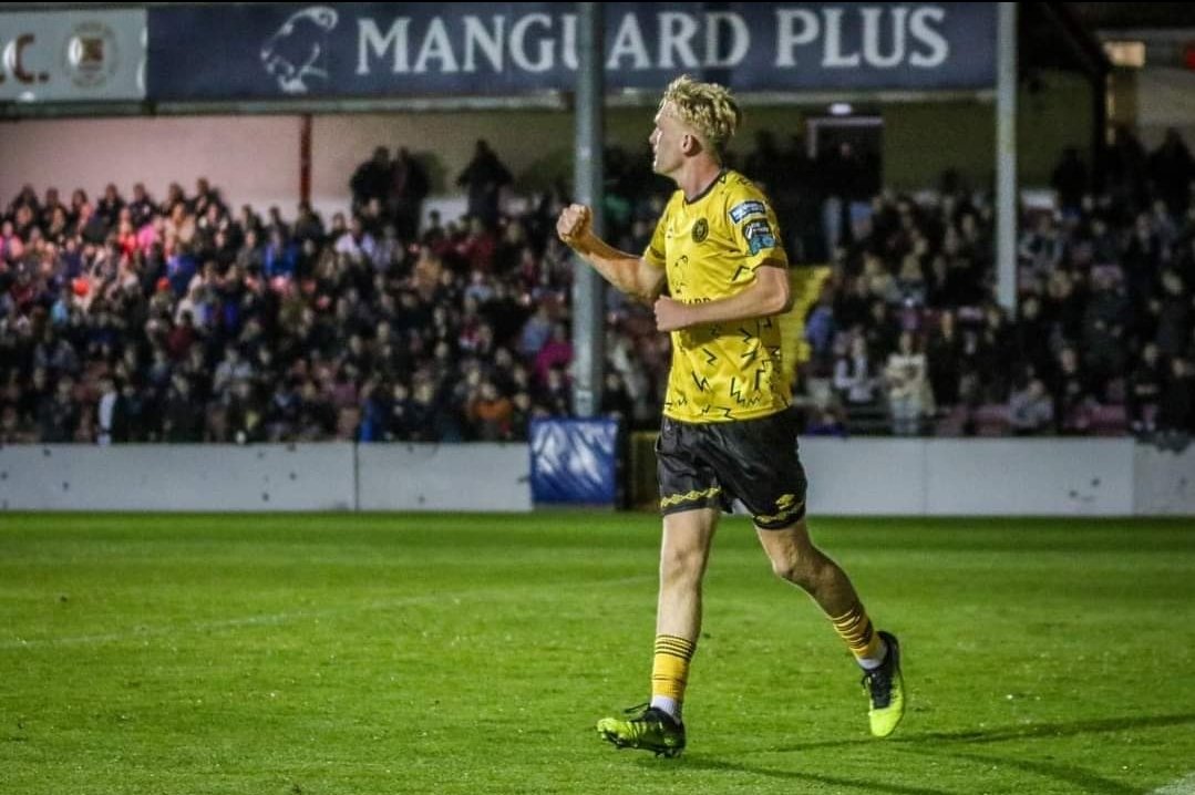 🇮🇪 | MICHAEL NOONAN | St Pat's

• Michael Noonan scored the opening goal as St Pat's won the Leinster Senior Cup with a 2-1 victory over St Mochta’s last night.

• His rise is all the more impressive when you realise Michael receives his Junior Cert results today 💪