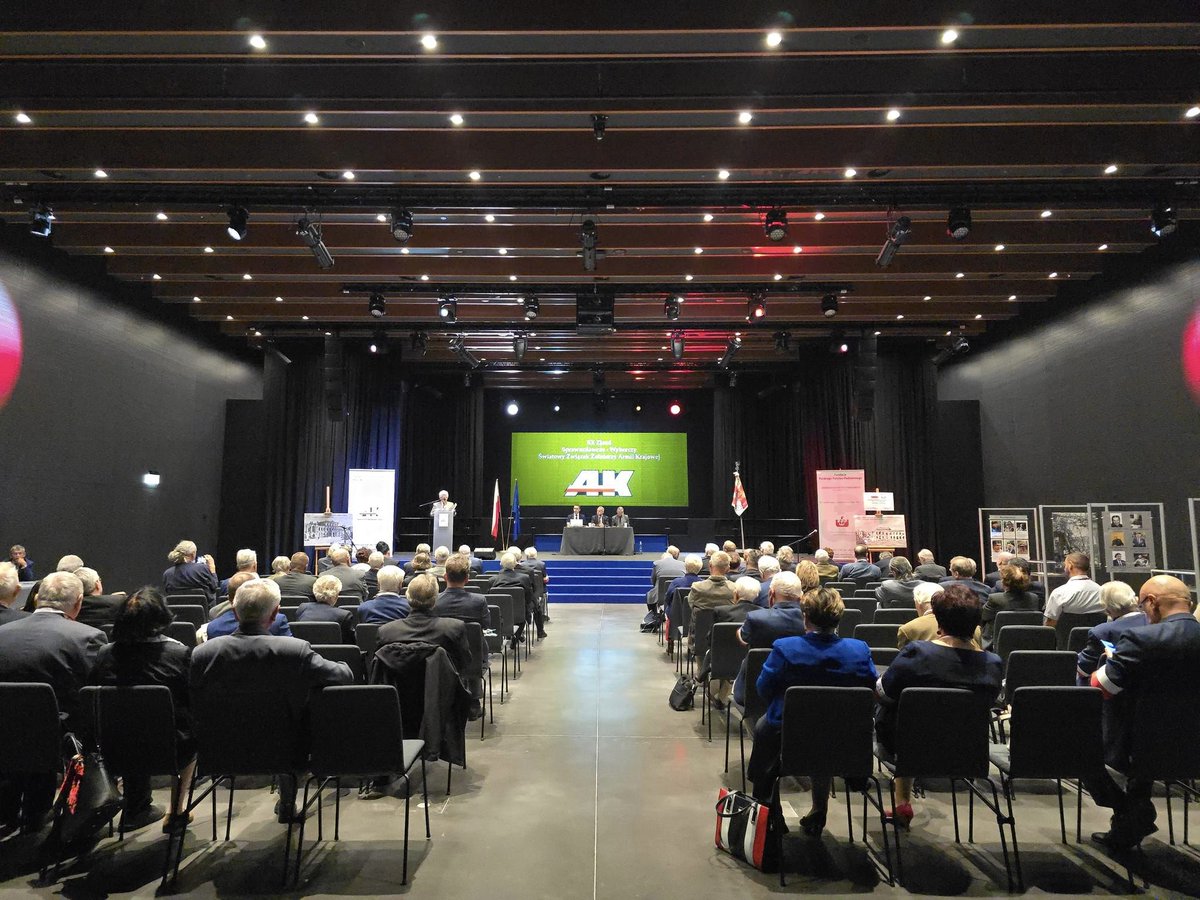 Podczas XX Zjazdu Sprawozdawczo-Wyborczego Delegatów Światowy Związek Żołnierzy Armii Krajowej odbywającego się w Muzeum Wojska Polskiego w Cytadeli Warszawskiej, wybrane zostały nowe władze Związku na kadencję 2024-2027.
#żołnierzeak #MuzeumWP #muzeumwojskapolskiego