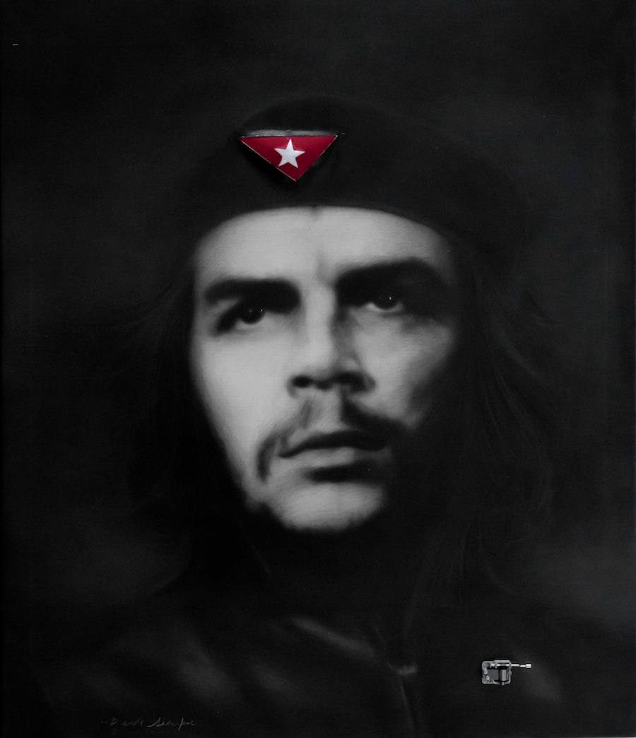 Che comandante, amigo - Nicolás Guillén.wmv youtu.be/rO8dA_VPo0g?si… a través de <a href="/YouTube/">YouTube</a> 
Estás en todas partes, vivo como no te querían #CheVive #Cuba te sabe de memoria