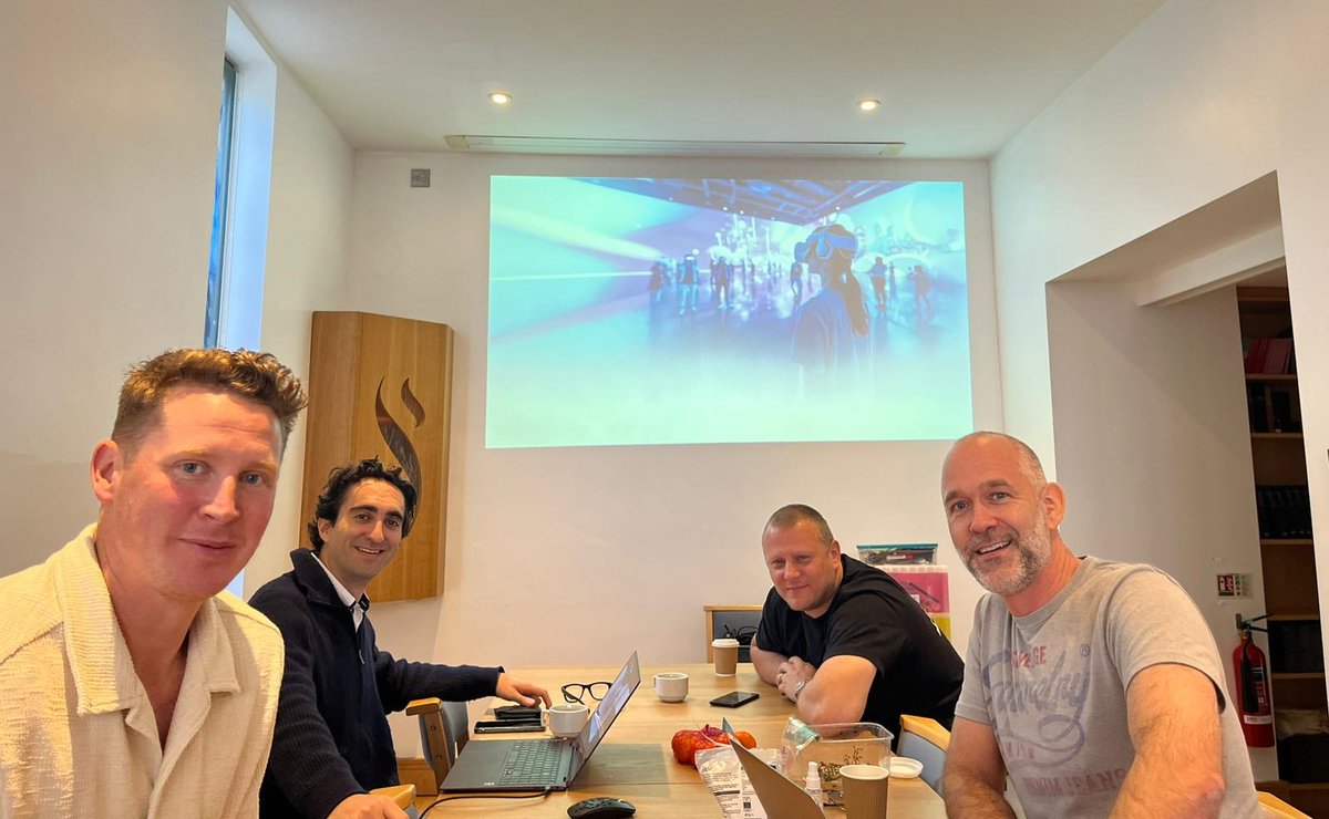 glitchvr's tweet image. Wrapping up a workshop with Chris Michaels. Exciting stuff coming down the pipeline. #VR #LBVR #freeroamLBVR