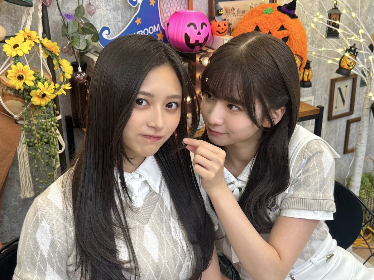 このあと19:00頃～、
#猫舌SHOWROOM に #井上和 #菅原咲月 が生出演します🤍🤍

皆さま、ぜひご覧ください🙌🏻

#乃木坂46

showroom-live.com/nekojita