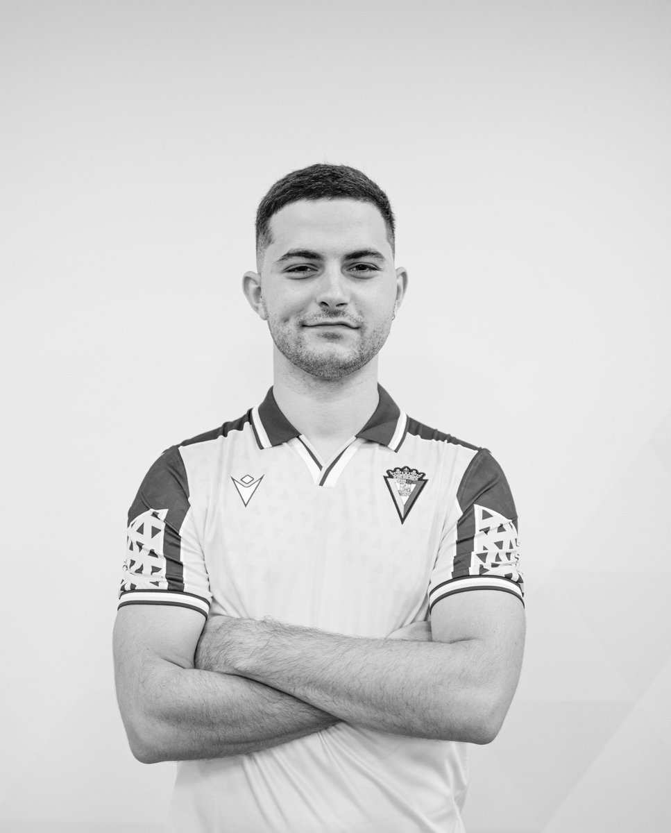 1 día después de la presentación, anuncio y de mi confirmación , me comunican que no seré yo quien represente al <a href="/Cadiz_CFESports/">Cádiz CF eSports</a> en <a href="/LALIGA_FCPro/">LALIGA FC Pro</a> 

Segundo año consecutivo que tendré que plantearme otros objetivos. 

No es nada justo en mi opinión, pero poco más puede hacerse.