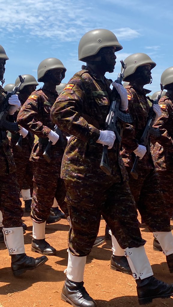 WAGABA ๐บ๐ฌ (@jeremykasirye) on Twitter photo 62 years! Happy Independence Day Uganda ๐บ๐ฌ. Celebrating with non other than H.E the President of the Republic of Uganda in #Busia , the <a href="/MODVA_UPDF/">Uganda Peoples' Defence Forces</a> marched and showcased their unwavering commitment to providing and protecting a safe country and region as well.#Peace #Youth 62 years! Happy Independence Day Uganda ๐บ๐ฌ. Celebrating with non other than H.E the President of the Republic of Uganda in #Busia , the <a href="/MODVA_UPDF/">Uganda Peoples' Defence Forces</a> marched and showcased their unwavering commitment to providing and protecting a safe country and region as well.#Peace #Youth