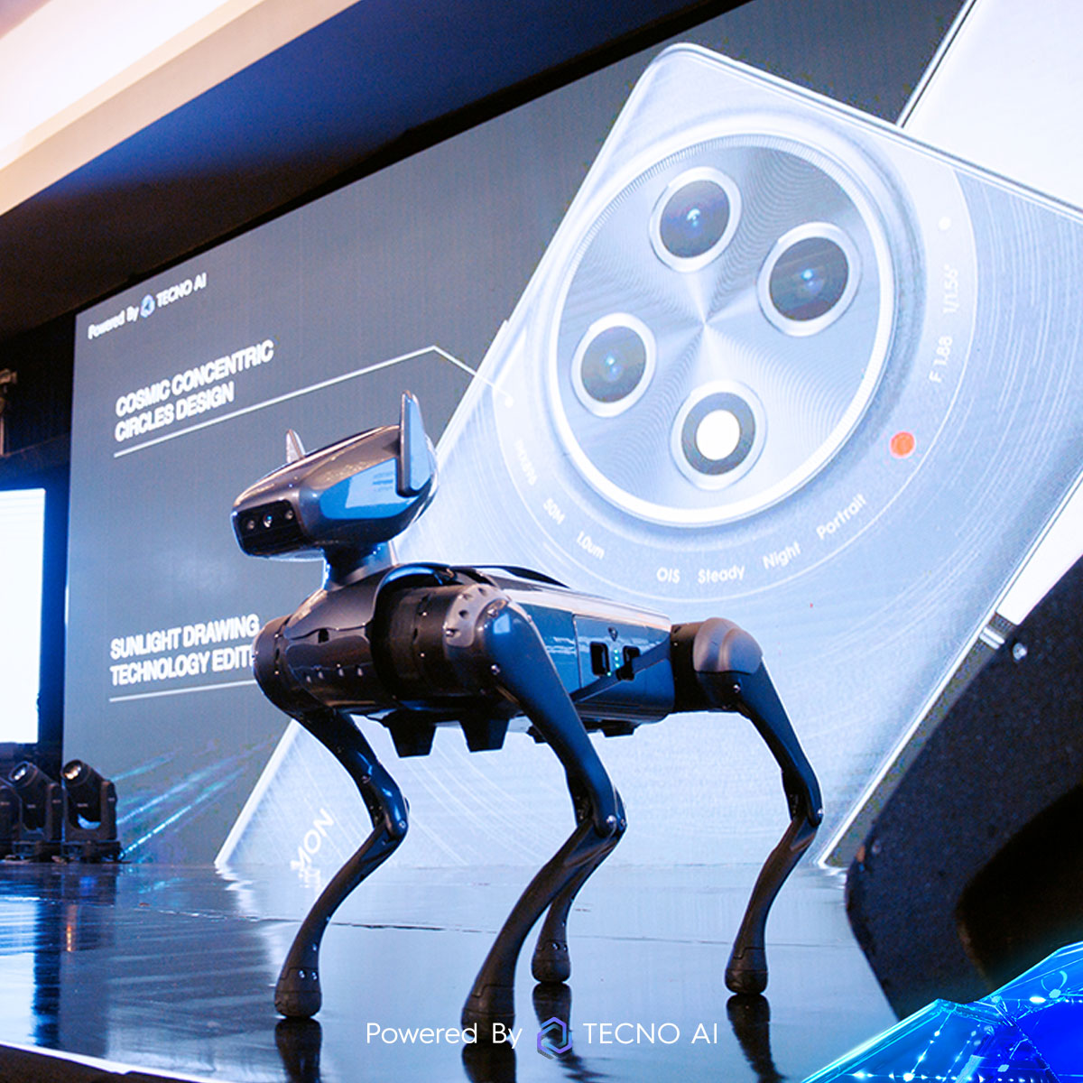 TecnoMobileGH's tweet image. The TECNO Dynamic 1 stole the show at the TECNO AI &amp;amp; Ecosystem showcase! Attendees were blown away by its biomorphic design and seamless human-machine interaction—TECNO AI innovation at its finest!

#TECNOInnovates
#TECNOAIEvolution
#TECNOAI
#TECNOGhana