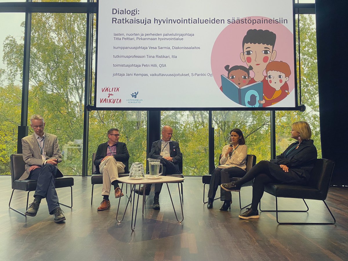 🛟Ennakoiva tuki ratkaisu hv.alueiden säästöpaineisiin!

💶Kustannusdatan hyödyntäminen 
🤝Yhteistyön merkitys

#lastensuojelupäivät2024 alasemmassa aiheesta keskustelemassa:
<a href="/TittaPelttari/">Titta Pelttari</a> <a href="/vesasarmia/">Vesa Sarmia</a> @t_ristikari @PetriHilli <a href="/JaniKempas/">Jani Kempas</a> <a href="/WestmanRiikka/">Riikka Westman</a> #SibLapset <a href="/KaisuMuuronen/">Kaisu Muuronen</a>