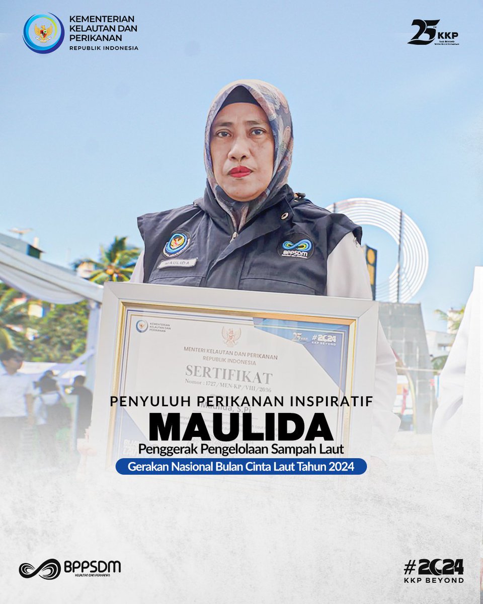 bppsdm_kp's tweet photo. SELAMAT! Ibu Maulida, #PenyuluhPerikanan Kota Kendari, Satminkal @BRPBAP3_Maros meraih penghargaan sebagai Penyuluh Perikanan Penggerak Pengelolaan Sampah Laut #GernasBCL Tahun 2024, yg diberikan oleh Menteri @kkpgoid @saktitrenggono

#2024KKPBeyond #SDMKP #SDMUnggul #EkonomiBiru https://t.co/Oa2uXyaNED