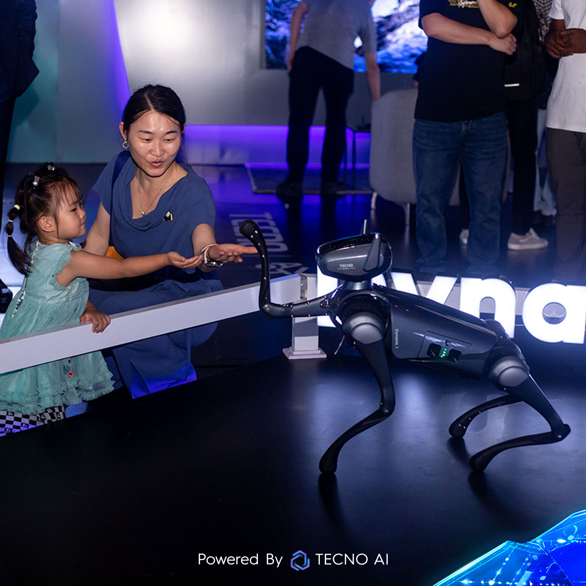 TecnoMobileGH's tweet image. The TECNO Dynamic 1 stole the show at the TECNO AI &amp;amp; Ecosystem showcase! Attendees were blown away by its biomorphic design and seamless human-machine interaction—TECNO AI innovation at its finest!

#TECNOInnovates
#TECNOAIEvolution
#TECNOAI
#TECNOGhana