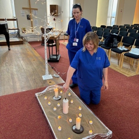 This week is #BabyLossAwarenessWeek &amp; colleagues at CAVUHB are honoring our lost little ones. 🕊 

Memorial trees have been set up at University Hospital of Wales &amp; University Hospital of Llandough.

Find out more  ➡️  orlo.uk/eha1K