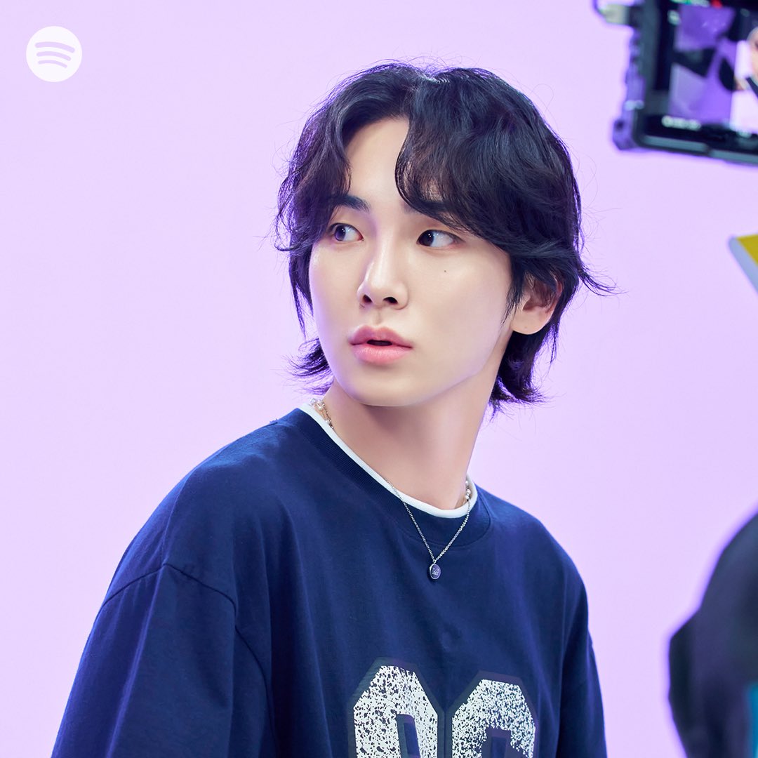 SpotifyKR's tweet photo. 대장 freak의 비하인드 포토
💚https://t.co/6LLkperrBh 

@SHINee #스포티파이 
 #KEY #키 #PleasureShop https://t.co/0WmvyrOlNQ