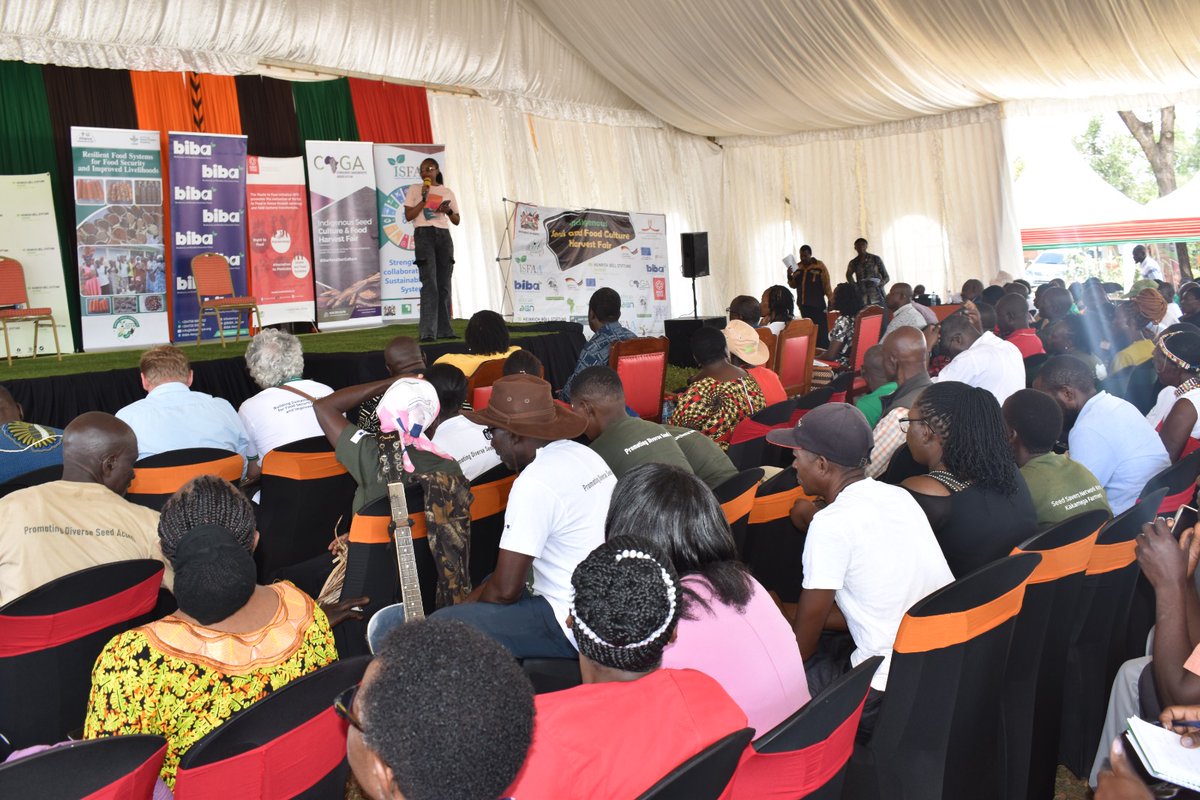 hivosroea's tweet photo. Our #RWCC project teams up with WROs &amp; agricultural orgs to support climate adaptation, food security,  reduce #SGBV &amp; boost rural women's livelihoods. We are in @KisumuCounty for our Indigenous Seed &amp; Food Fair, inspired by the  theme, 'Right to food for a better life &amp; future'. https://t.co/r9R8dQkuQA