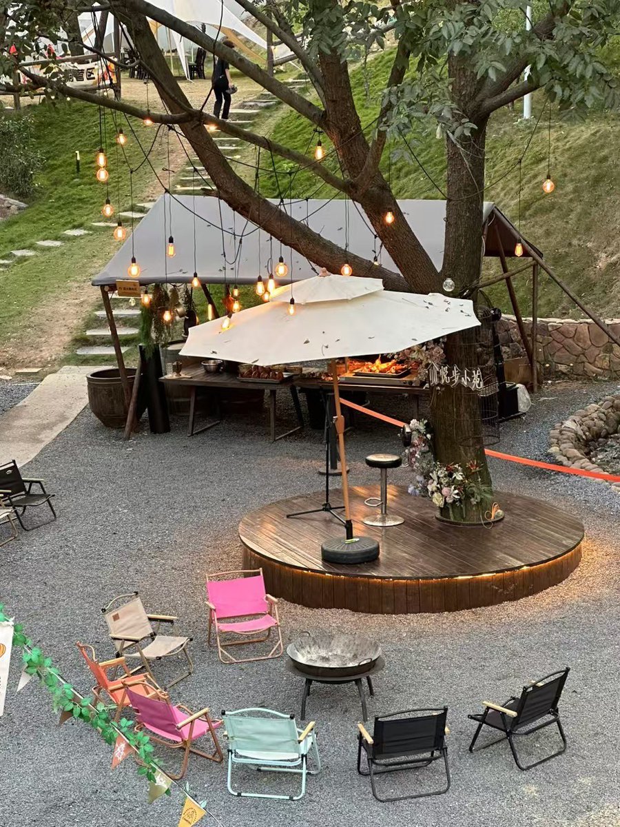 izzibag's tweet image. 📍邂逅在……
         秋天