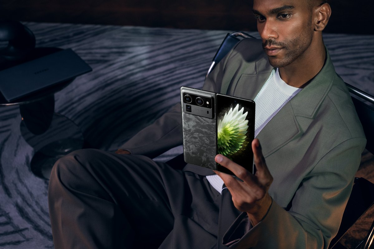 bruteandbelle's tweet image. Powered by #TECNOAI and fitted with 512GB ROM and 24GB RAM, the TECNO Phantom V Fold 2 is not merely a smartphone. It&apos;s a workstation designed to ensure your business tools are with you on the go and available on demand.@TecnoMobileGh
 
#TECNOEcosystem #BruteAndBelle #YaniDigital